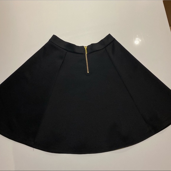 Black Dex skirt! - Picture 2 of 4